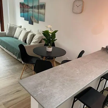 Apartament Montana Clara & Pool